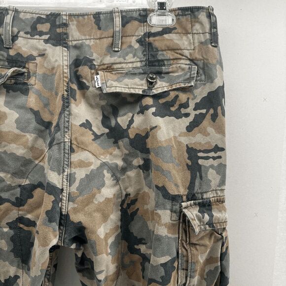 Levi's Other - Levis Camo Cargo Pants Mens 34x32 Beige Military Utility Straight Leg Grunge EUC